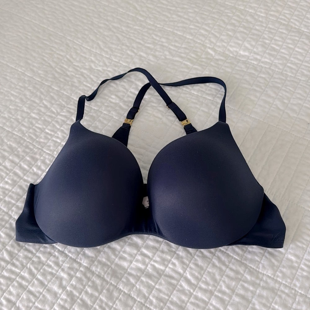 Victoria’s Secret Body by Victoria bra